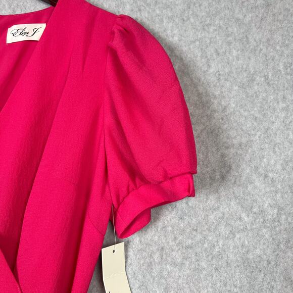Eliza J Short Sleeve V Neck Crop Jumpsuit in Hot Pink Size 4 - Picture 4 of 10